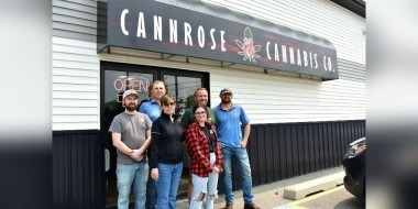 Cannrose cannabis employees banner